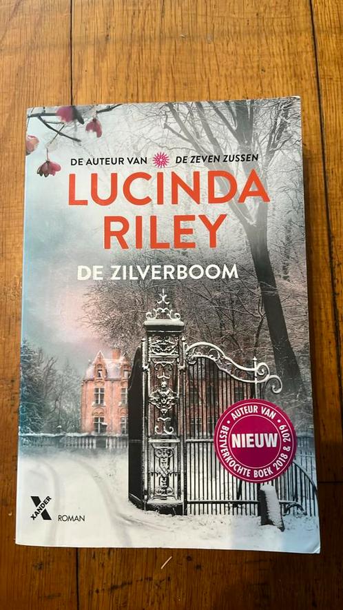 Lucinda Riley - De zilverboom, Boeken, Literatuur, Zo goed als nieuw, Ophalen
