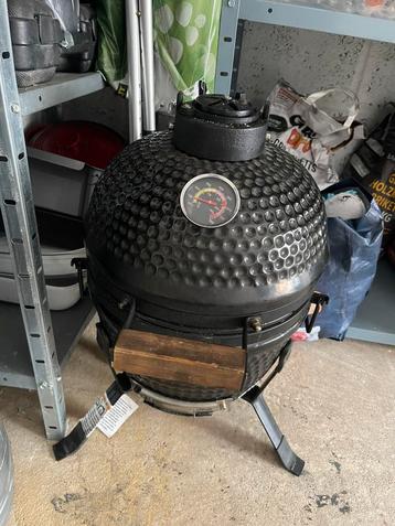 Keramische bbq klein beschikbaar voor biedingen
