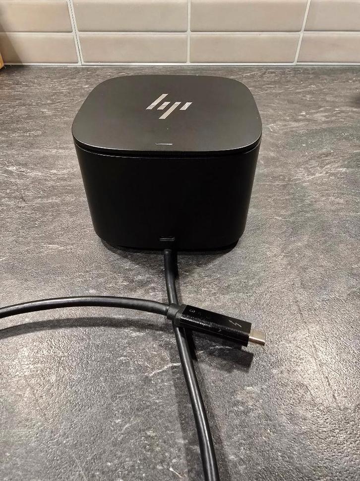 HP thunderbolt 4 G2, Informatique & Logiciels, Stations d'accueil, Utilisé, Station d'accueil, Portable, Enlèvement ou Envoi