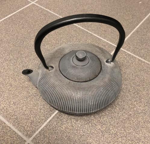 Gietijzeren theepot Denguri grijs 0,8l, Huis en Inrichting, Keuken | Potten en Pannen, Ophalen of Verzenden