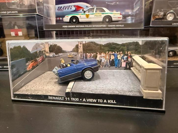 Renault 11 taxi Parijs - James Bond, Hobby en Vrije tijd, Modelauto's | 1:43, Gebruikt, Auto, Universal Hobbies, Ophalen of Verzenden