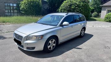 Volvo V50 2010 (eur5) 249 000 km, Autos, Euro 5, Achat, Boîte manuelle, 5 portes