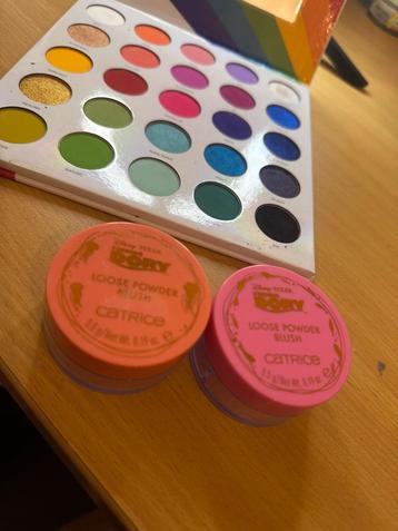 Loose powder catrice , huda beauty dupe beschikbaar voor biedingen