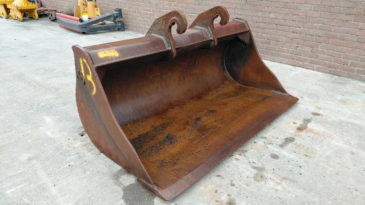 Verachtert CW30 / CW40 cleaning bucket / 1.45m3, Articles professionnels, Machines & Construction | Pièces