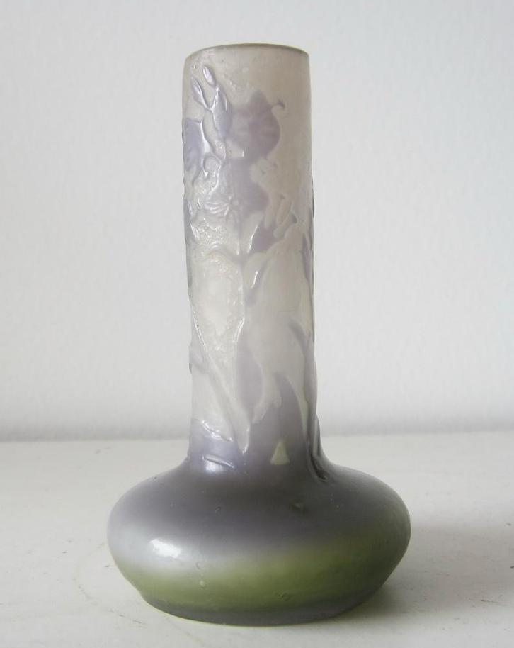 Antiek cameo glazen art nouveau vaasje Emile Gallé, Antiek en Kunst, Antiek | Glaswerk en Kristal, Verzenden