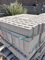 Betonstenen, Ophalen, Zo goed als nieuw