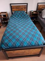 Eenpersoonsbed 2 stuks  90x200 zonder matras en zonder nacht, Huis en Inrichting, Ophalen