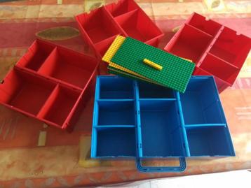 Lego 4 pièces avec plaques de base comme couvercles, Enlèvement ou Envoi, Utilisé, Briques en vrac, Lego