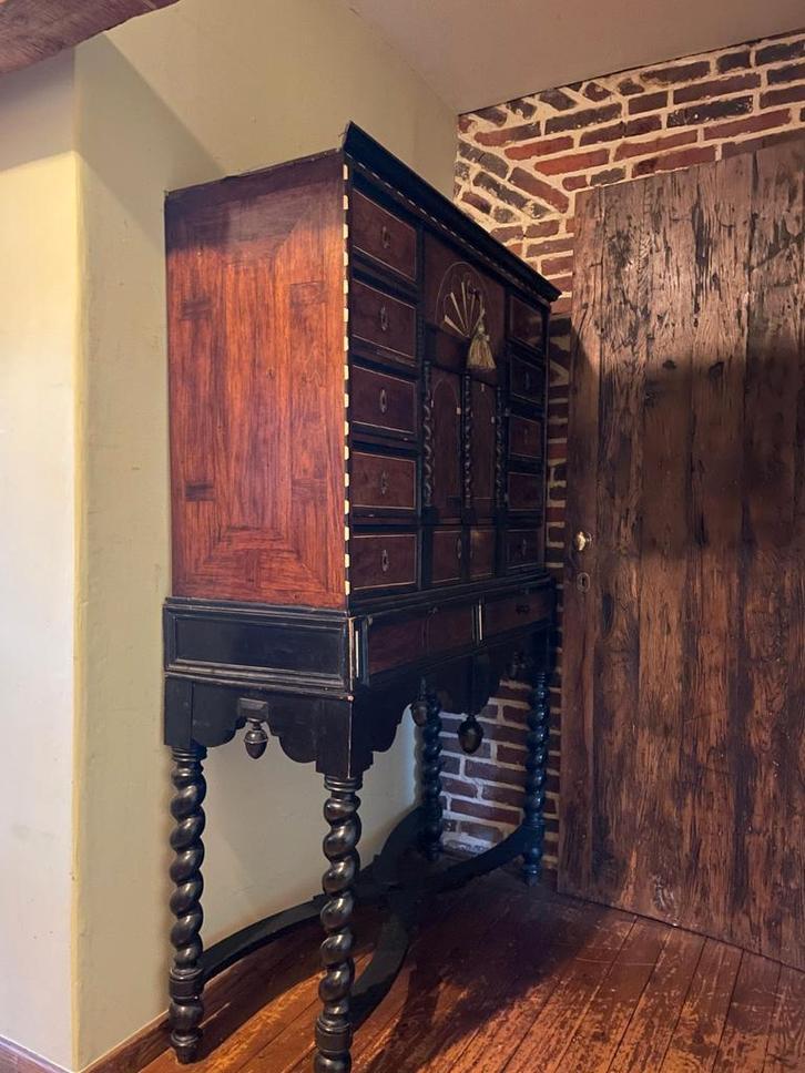 17e-eeuwse Antwerpse kabinetkast, Antiek en Kunst, Antiek | Meubels | Kasten, Ophalen