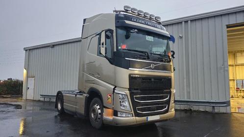 Volvo FH 500-tractor uit 2021, 495260 km, Retarder, vertrage, Auto's, Vrachtwagens, Particulier, ABS, Boordcomputer, Elektrische buitenspiegels