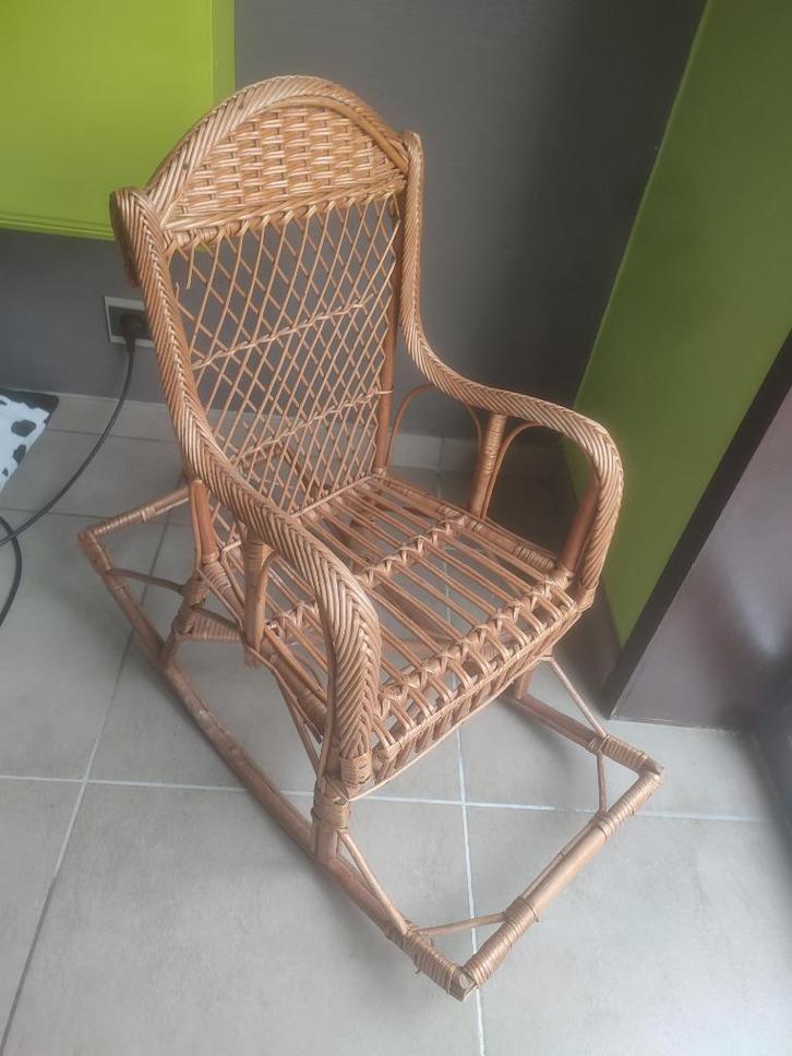 Vintage rocking chair chaise enfant bambou, Huis en Inrichting, Stoelen, Gebruikt, Eén, Riet of Rotan, Ophalen