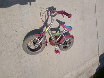 kinderfiets om op te knappen beschikbaar voor biedingen