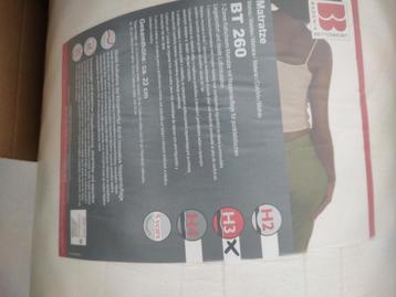 1 persoons Matras nieuw 90. Cm op 2 m dikte 22 cm.  beschikbaar voor biedingen