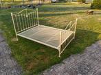 Metalen bed 140 x 200, Huis en Inrichting, Slaapkamer | Bedden, Ophalen, Zo goed als nieuw