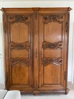 Oude eiken kast, Ophalen
