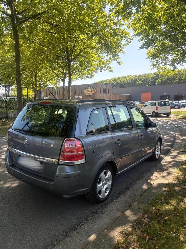 Opel Zafira 1.9 CDTI — 7 sièges, Autos, Opel, Particulier, Zafira, ABS, Airbags, Air conditionné, Verrouillage central, Cruise Control