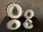 Kerstservies, Huis en Inrichting, Keuken | Servies, Ophalen of Verzenden, Zo goed als nieuw, Porselein, Compleet servies