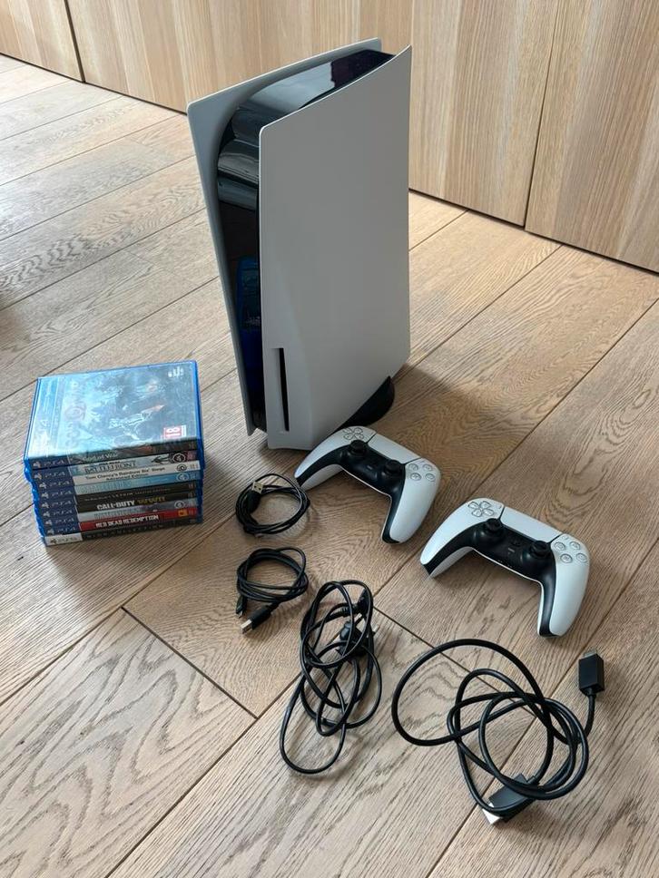 PlayStation 5 + 2 controllers + 9 games, Games en Spelcomputers, Spelcomputers | Sony PlayStation 5, Zo goed als nieuw, Playstation 5
