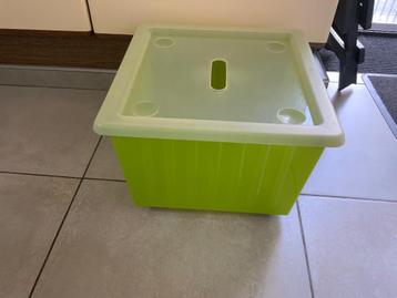Ikea Vessla Bak met wielen + deksel  beschikbaar voor biedingen