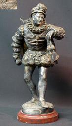 N1 1890 statue bronze RAPHAEL sculpture mousquetaire roi 3kg, Ophalen of Verzenden, Brons