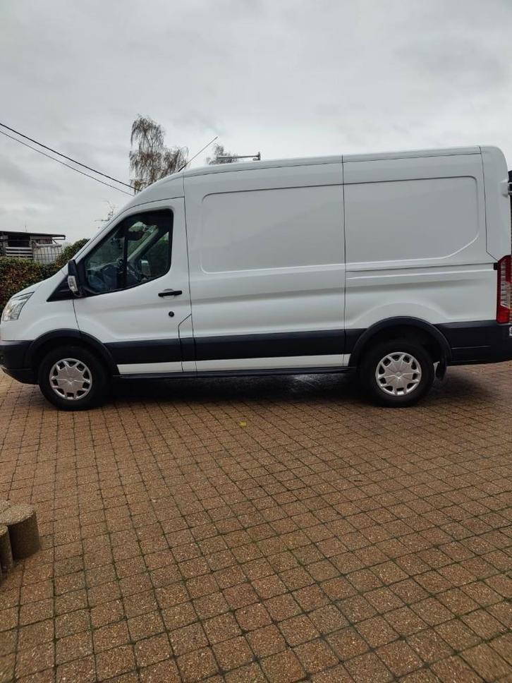 Ford Transit van, Autos, Camionnettes & Utilitaires, Particulier, ABS, Caméra de recul, Air conditionné, Alarme, Bluetooth, Feux de virage