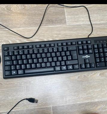 Toetsenbord beschikbaar voor biedingen