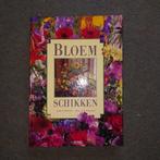 boek bloemschikken, Ophalen of Verzenden, Zo goed als nieuw, Knutselwerk