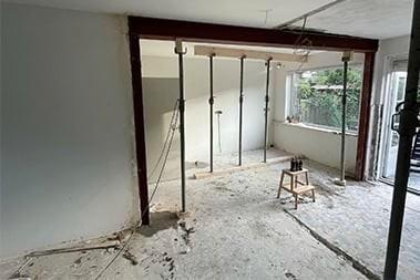 Afbreken werken,metal balk plaatsen bij draagmuur., Tuin en Terras, Overige Tuin en Terras, Ophalen of Verzenden