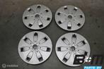 Set 16 inch wieldoppen Audi Q2 81A 81A601147, Auto-onderdelen, Gebruikt, Band(en)