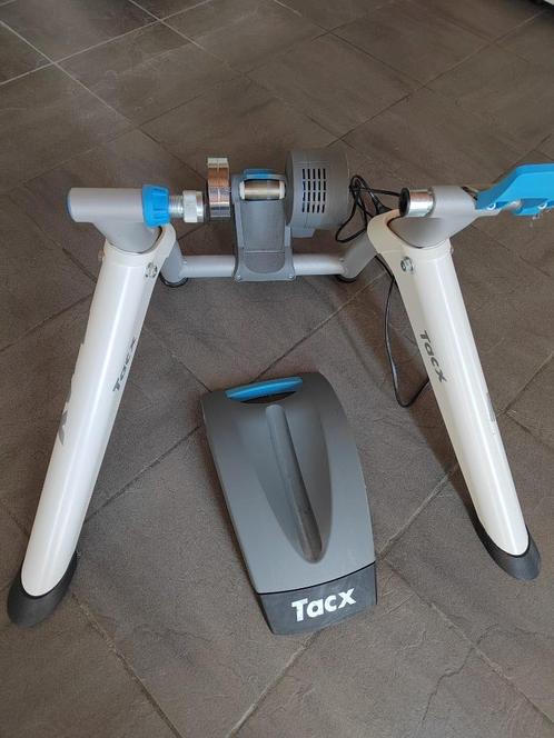 Home trainer Tacx piloté compatible Zwift, Sport en Fitness, Wielrennen, Gebruikt, Overige typen, Ophalen