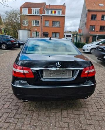 Mercedes E300, 3.0 231ch, W212, ex-véhicule d'Ambassade beschikbaar voor biedingen