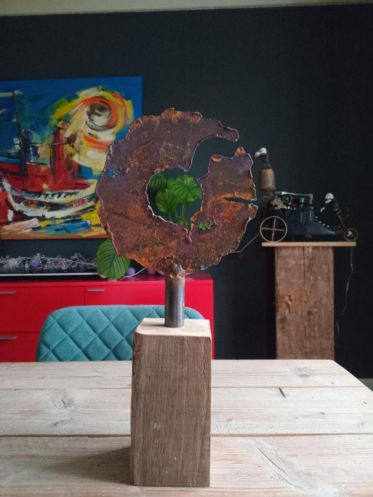 Stoer, ijzeren beeldje voor het interieur, Huis en Inrichting, Woonaccessoires | Overige, Nieuw, Ophalen of Verzenden