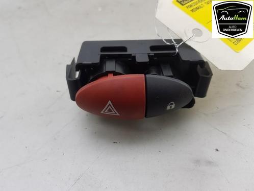 ALARMLICHTEN SCHAKELAAR Renault Twingo II (CN), Auto-onderdelen, Dashboard en Schakelaars, Renault, Gebruikt