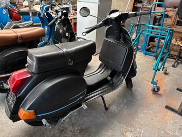Vespa PX125 beschikbaar voor biedingen