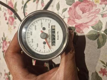 Takegawa km teller beschikbaar voor biedingen