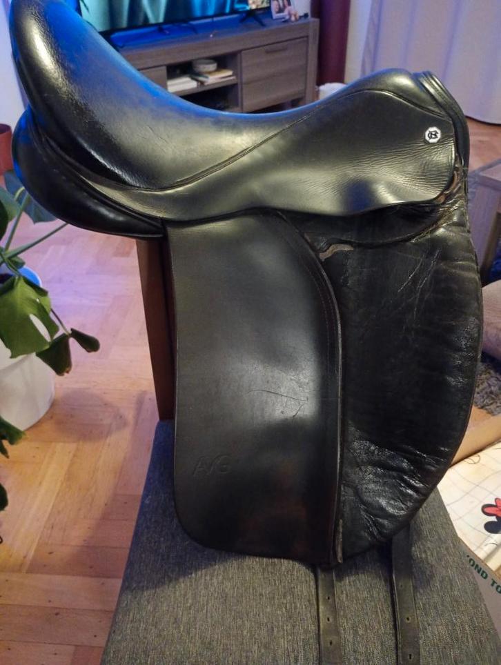 Dressuurzadel te koop, Dieren en Toebehoren, Paarden en Pony's | Zadels, Gebruikt, Dressuur, Ophalen