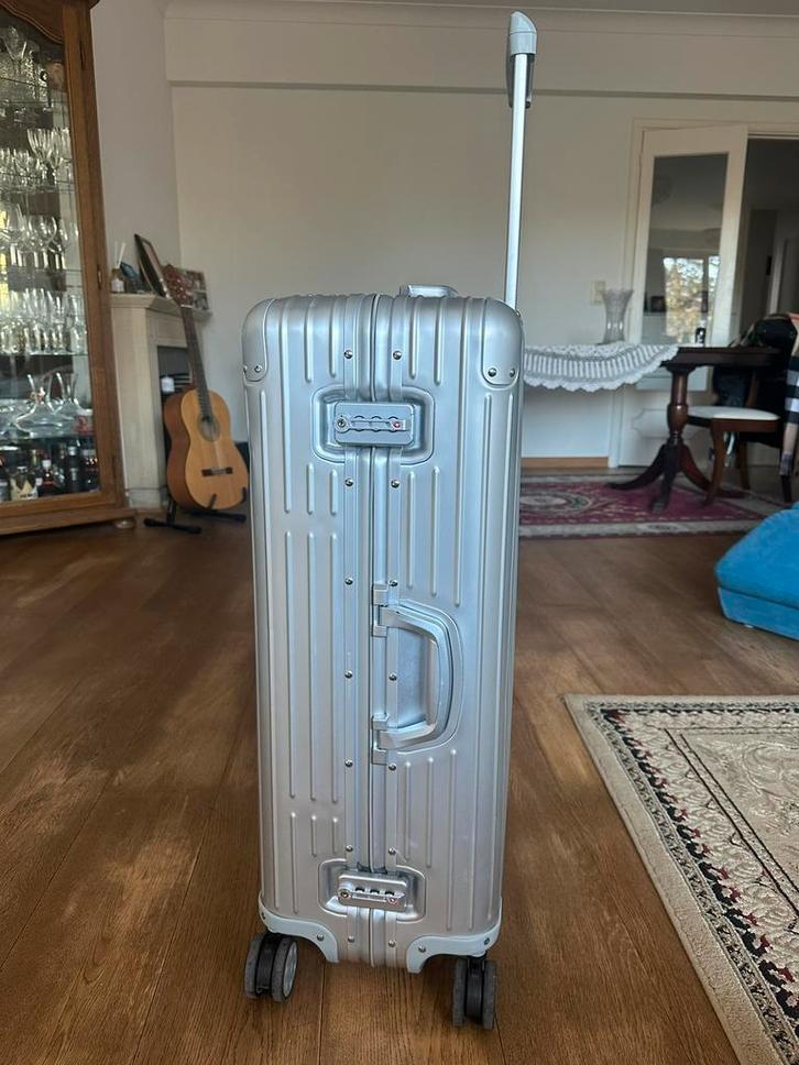 RIMOWA (NO ORIGINAL )Cabin Suitcase – Excellent Condition, Handtassen en Accessoires, Koffers, Zo goed als nieuw, Ophalen