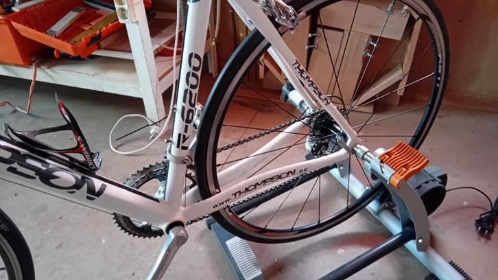 Racefiets THOMSON,op rollen, Fietsen en Brommers, Fietsen | Heren | Herenfietsen, Gebruikt, Ophalen