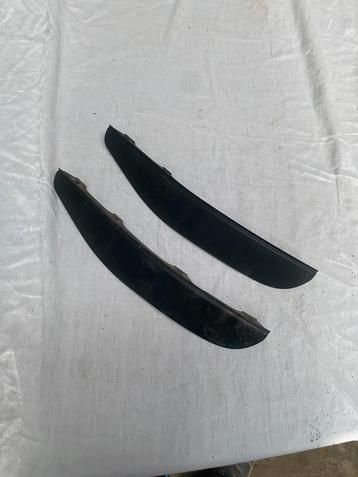 Toyota hilux bumper sierstukken beschikbaar voor biedingen