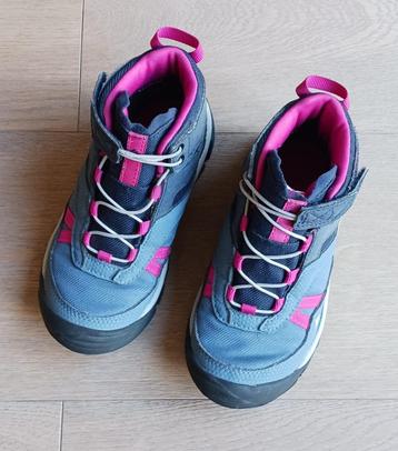Chaussures imperméables de randonnée Quechua - taille 28 beschikbaar voor biedingen