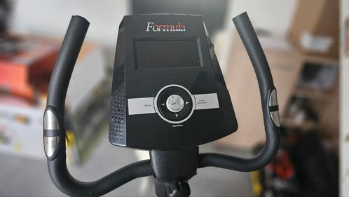 Hometrainer zo goed als nieuw, Sport en Fitness, Fitnessapparatuur, Zo goed als nieuw, Hometrainer, Ophalen