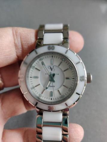 Victoria Horloge beschikbaar voor biedingen