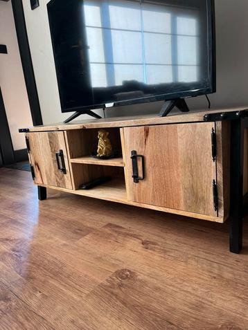 Mango hout tv meubel  beschikbaar voor biedingen