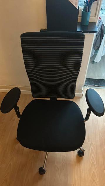 Chaise Vitra de bureau beschikbaar voor biedingen