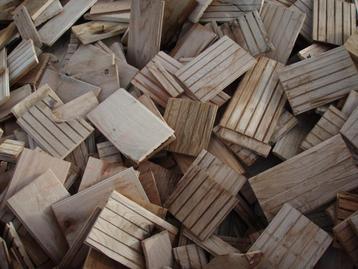 BOIS DE CHAUFFAGE chutes de parquet beschikbaar voor biedingen