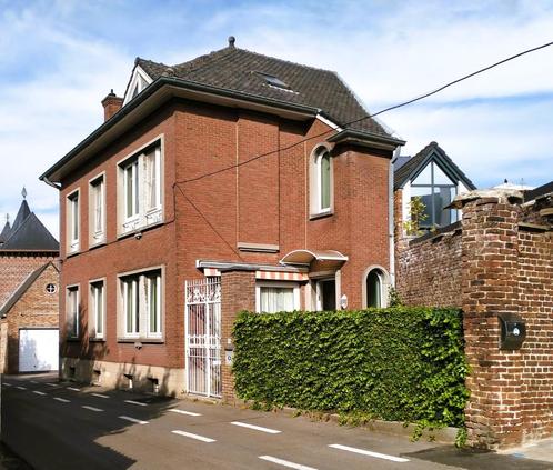 Ruime woning op toplocatie in het centrum van Bilzen, Immo, Huizen en Appartementen te koop, Provincie Limburg, tot 200 m², Vrijstaande woning