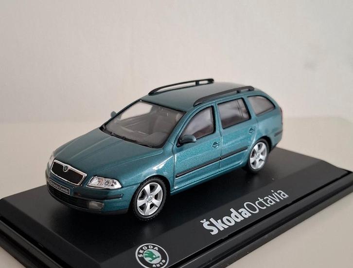 Skoda Octavia II Combi - 2004 -, Hobby & Loisirs créatifs, Voitures miniatures | 1:43, Neuf, Voiture, Autres marques, Enlèvement ou Envoi
