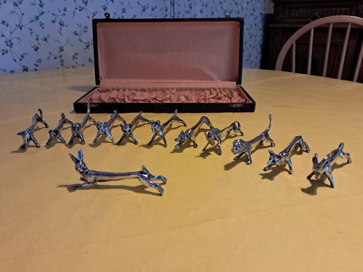 12 portes-couteaux animaliers anciens, Antiquités & Art, Antiquités | Couverts, Enlèvement ou Envoi