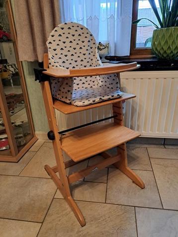 kinderstoel beschikbaar voor biedingen