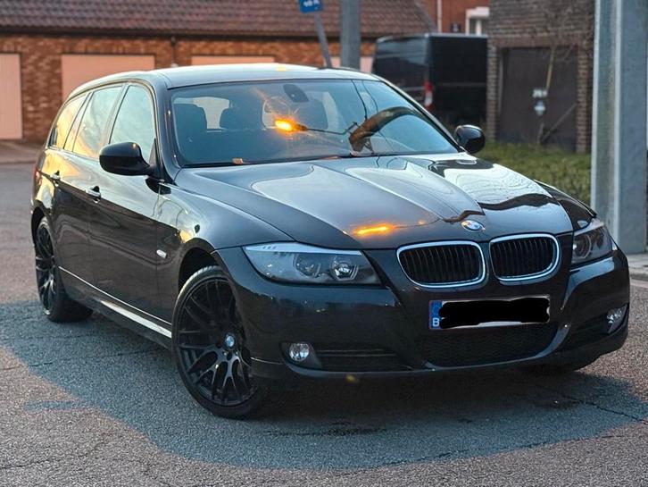 Bmw 318D Pack Sport Euro 5, Autos, BMW, Série 3, Isofix, Diesel, Euro 5, Boîte manuelle, Tissu, Enlèvement